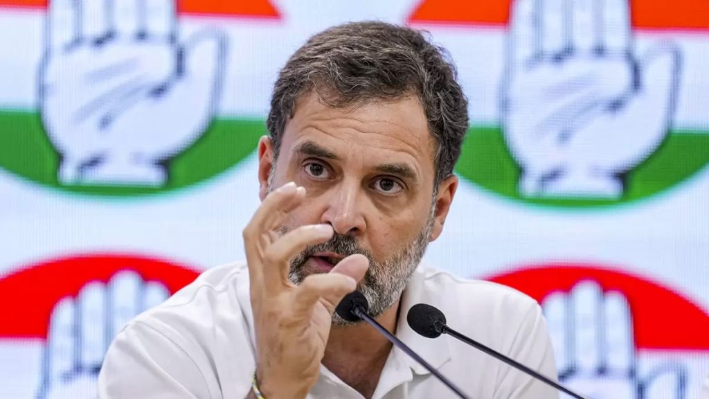 You are currently viewing सरकार बदलेगी तो लोकतंत्र का चीरहरण करने वालों पर कार्रवाई होगी, ये मेरी गारंटी : राहुल गांधी