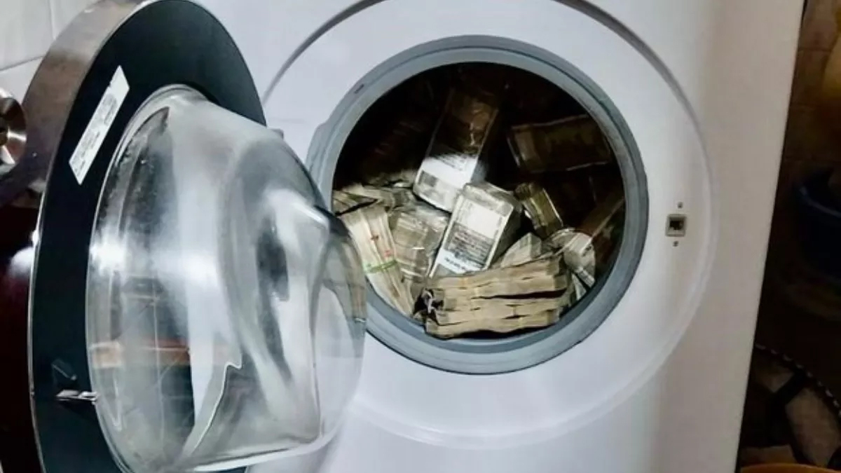You are currently viewing ईडी ने वॉशिंग मशीन से बरामद किए करोड़ों रुपये