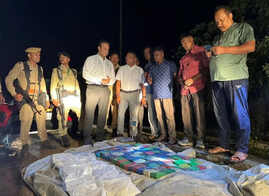 You are currently viewing असम में पुलिस को बड़ी सफलता, 210 करोड़ की हेरोइन जब्त; एक आरोपी गिरफ्तार
