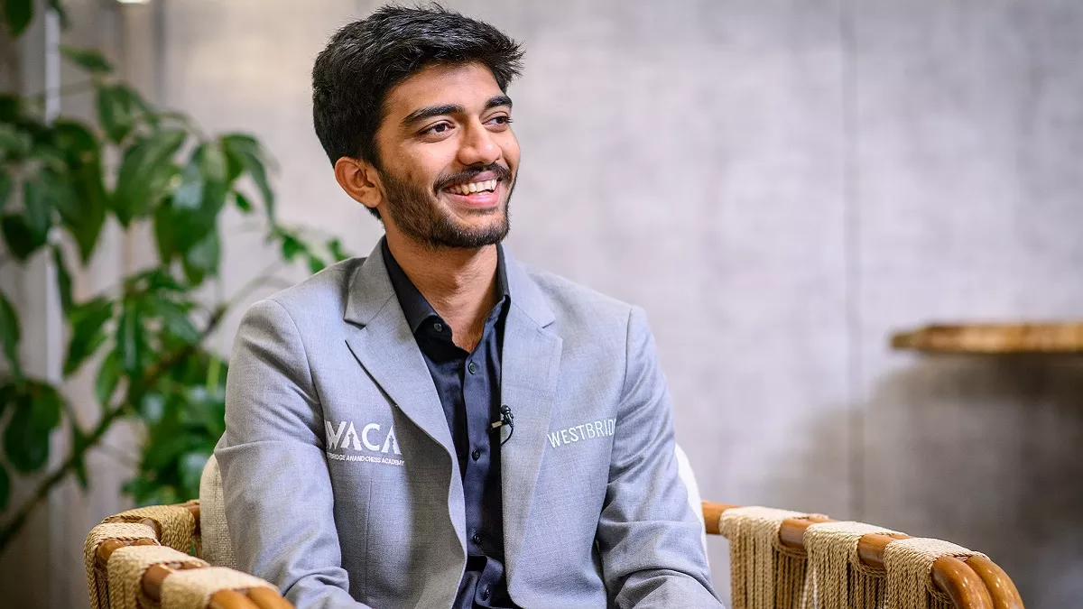 You are currently viewing विश्‍व खिताब जीतने वाले बने सबसे युवा चैलेंजर डी गुकेश ने रचा इतिहास