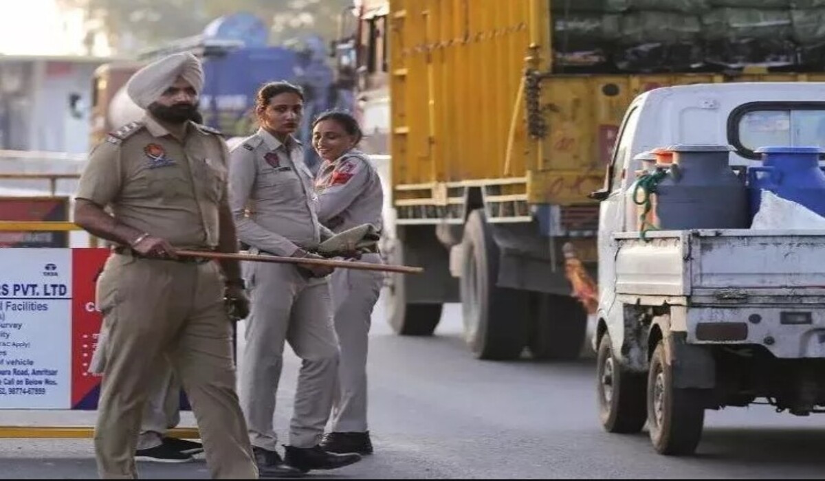 Read more about the article Lok Sabha Elections: नियमों का पालन न करने पर जेल जा सकते हैं, गलती से भी इन नियमों का उल्लंघन न करें