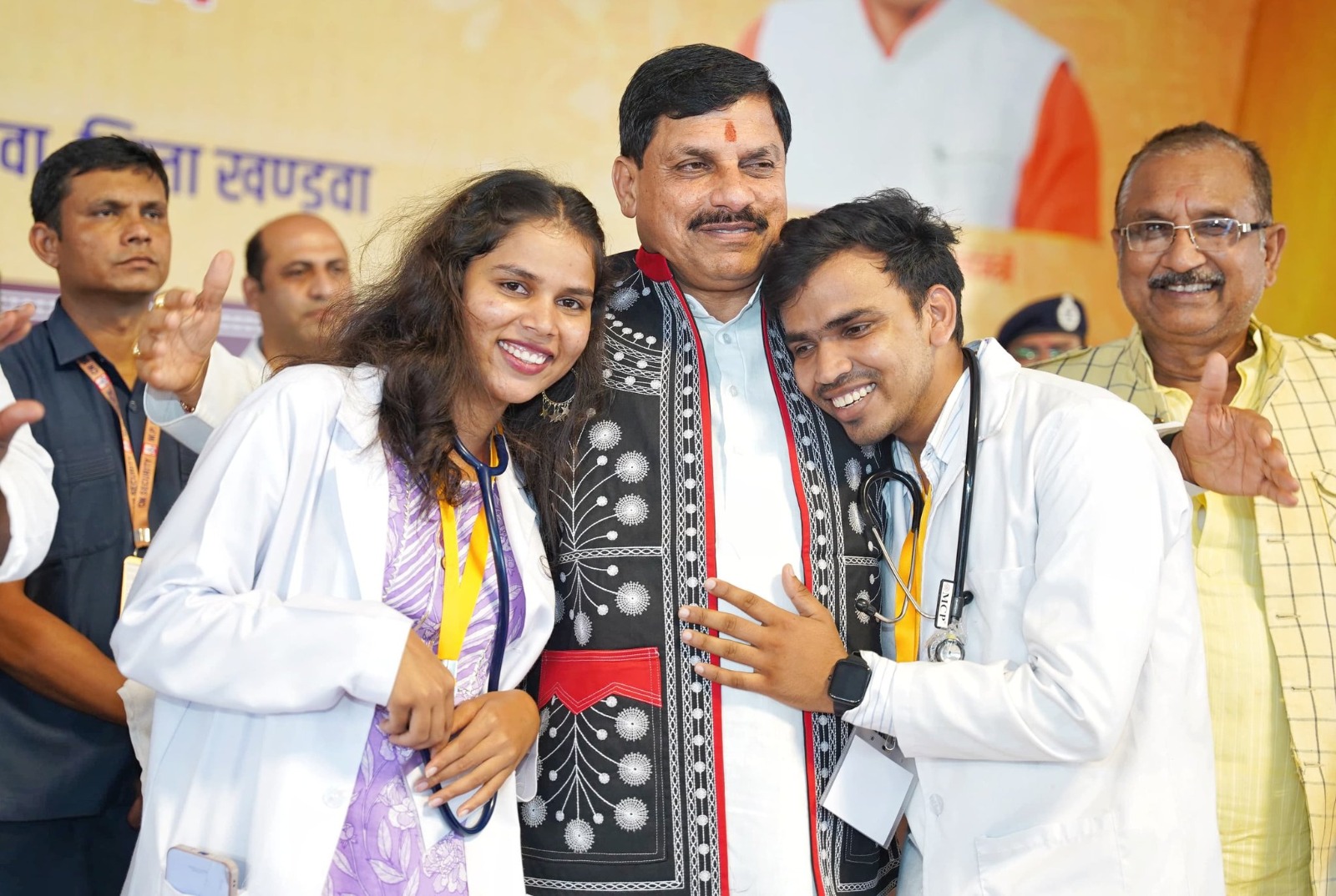 You are currently viewing अब प्रदेश सरकार भरेगी NEET और JEE की फीस, छात्रों को दी जाएगी फ्री में कोचिंग; CM मोहन यादव का एलान