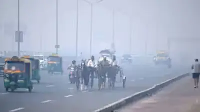 You are currently viewing मध्यप्रदेश में मौसम का नया रंग: साइक्लोनिक सिस्टम और वेस्टर्न डिस्टरबेंस के असर से घटेगा तापमान, बादलों की हलचल होगी तेज!