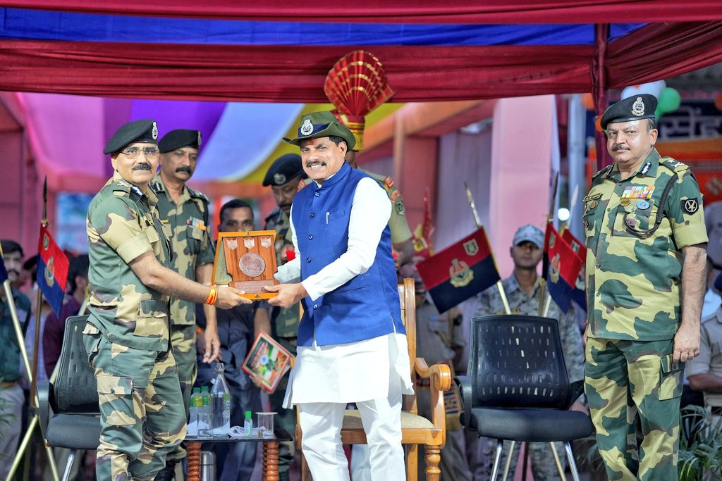 Read more about the article मुख्यमंत्री डॉ. मोहन यादव की ऐतिहासिक घोषणा, मध्यप्रदेश बनेगा खेलों की राजधानी: इंदौर में 18वीं अखिल भारतीय पुलिस निशानेबाजी (खेल) चैम्पियनशिप शुरू, 600 निशानेबाज दिखाएंगे दम