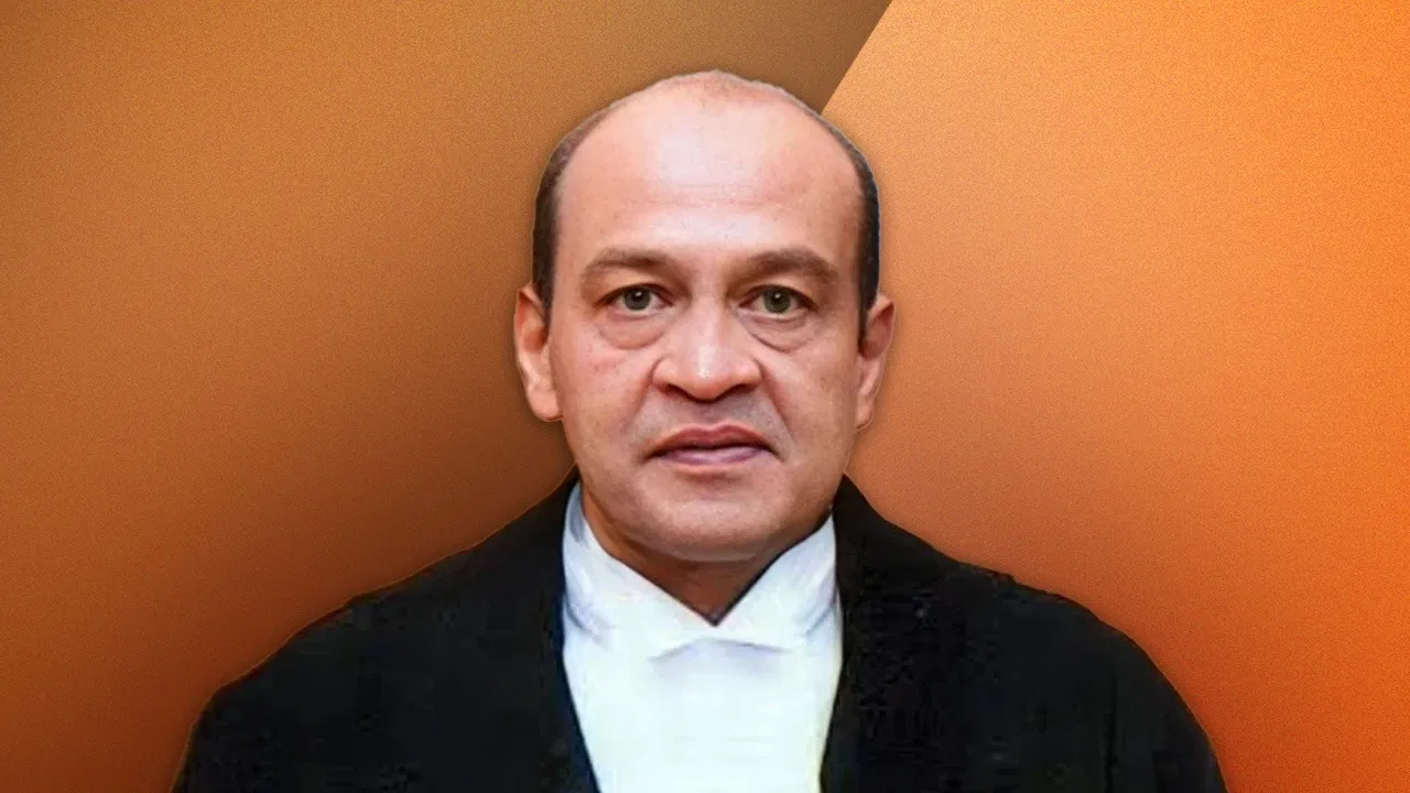 Read more about the article जस्टिस वर्मा के इलाहाबाद हाईकोर्ट ट्रांसफर पर बार एसोसिएशन ने जताई कड़ी आपत्ति, कहा- ‘हम कोई कूड़ादान नहीं!’; होली की रात जस्टिस यशवंत वर्मा के घर से बरामद हुआ था 15 करोड़ कैश