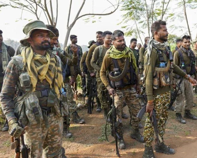 Read more about the article छत्तीसगढ़ के बस्तर में नक्सलियों के खिलाफ बड़ा ऑपरेशन: 30 नक्सली ढेर, DRG जवान शहीद!