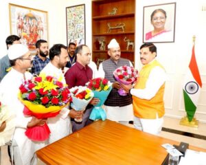 Read more about the article वक्फ संशोधन विधेयक राज्यसभा में भी पास: मुख्यमंत्री डॉ. मोहन यादव से मुस्लिम समाज के प्रतिनिधिमंडल ने की भेंट, वक्फ़ बिल पारित होने पर प्रधानमंत्री एवं सरकार का जताया आभार