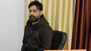 Read more about the article भोपाल जेल में 75 दिन: करोड़पति से कैदी बना RTO कॉन्स्टेबल सौरभ शर्मा, जेल में एक-एक दिन पहाड़; लाइब्रेरी में जाना भी बैन!