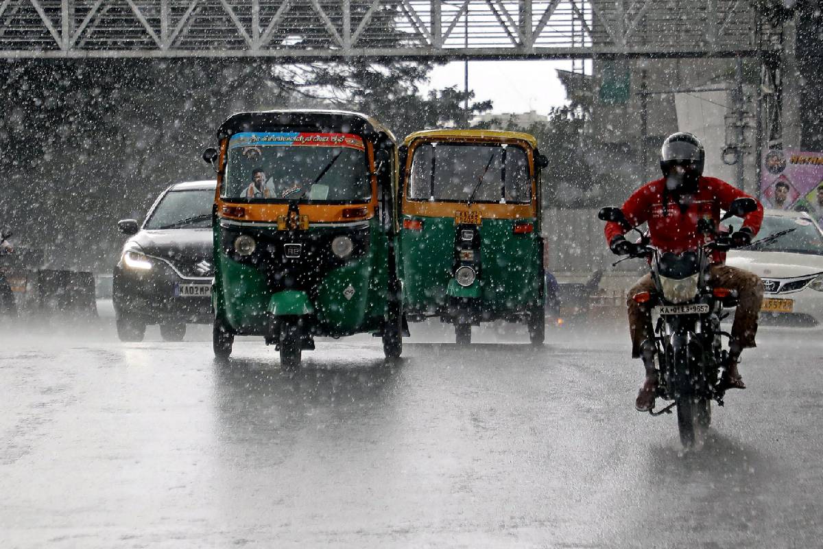 You are currently viewing मध्यप्रदेश में मौसम का तूफान: हल्की बारिश से बढ़ेगी गर्मी, 16-17 अप्रैल को लू का अलर्ट!