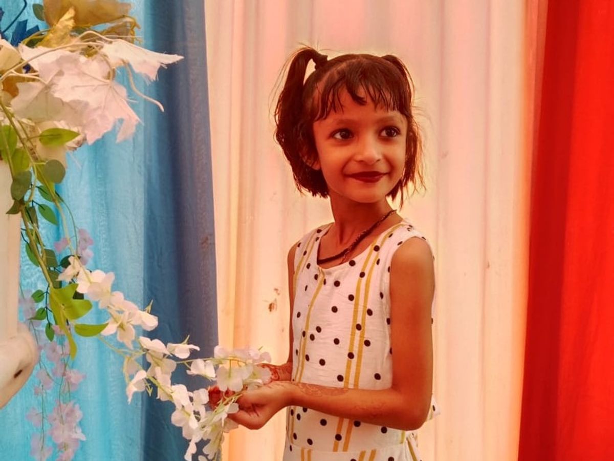 You are currently viewing शादी के जश्न में मौत की दस्तक: 7 साल की मासूम बच्ची वाहिनी की नाइट्रोजन पॉट में गिरने से दर्दनाक मौत, आंखें दान कर परिजनों ने रच दी मानवता की मिसाल