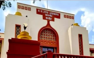 Read more about the article NEET-UG विवाद: इंदौर-उज्जैन के 2000 से अधिक छात्रों का भविष्य दांव पर, हाईकोर्ट की सुनवाई आज!