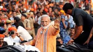 Read more about the article त्रिची में रोड शो कर पीएम मोदी ने जनता से किया सीधा संवाद, शिवभक्ति और राष्ट्रभक्ति को बताया अभिन्न; राजेंद्र चोल प्रथम की 1000वीं जयंती पर पीएम मोदी ने किया नमन!