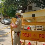 दिल्ली में रिश्तों का कत्ल: 39 साल के बेटे ने मां को कमरे में बंद कर बनाया हवस का शिकार, चाकू दिखाकर किया रेप; FIR दर्ज!