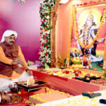 भोपाल में विजयादशमी पर मुख्यमंत्री डॉ. मोहन यादव ने समत्व भवन में की पारंपरिक शस्त्र पूजा, सभी को मिष्ठान वितरित कर दी विजयादशमी की शुभकामनाएं!