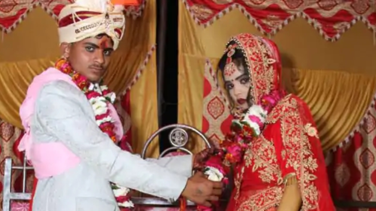 You are currently viewing शादी के तीन दिन बाद दुल्हन फरार, 15 लाख के गहने लेकर रिश्ते के चाचा संग भागने का आरोप