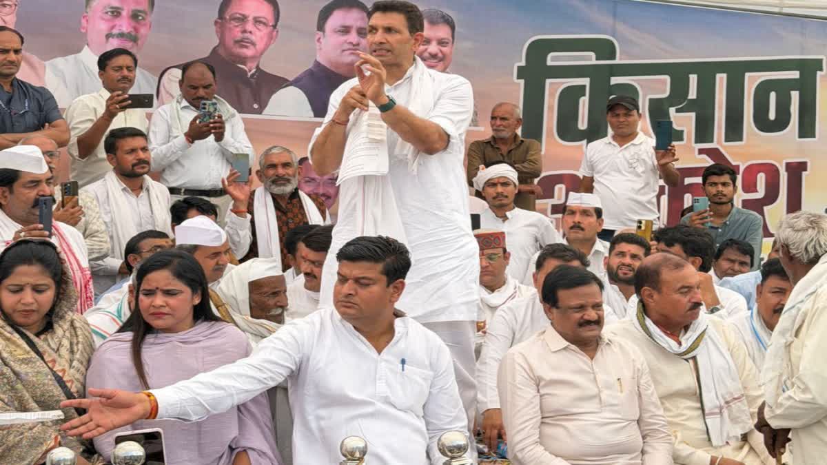 Read more about the article MP में गेहूं खरीदी पर सियासत गरम: कांग्रेस का 7 मई को हाईवे जाम आंदोलन, 11 जिलों में यातायात प्रभावित होने की आशंका