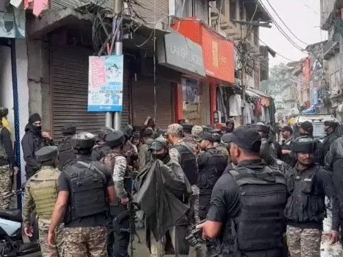 अनंतनाग में आतंकियों की फायरिंग, पुलिस हेड कॉन्स्टेबल शहीद: अमरनाथ यात्रा सुरक्षा ड्यूटी के दौरान हमला, TRF ने ली जिम्मेदारी
