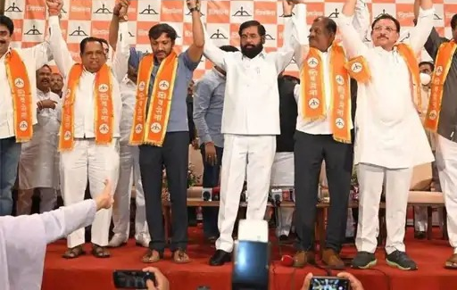 जिला न्यायाधीशों की रिटायरमेंट आयु बढ़ाने पर सुप्रीम कोर्ट का बड़ा संकेत, राज्यों और हाईकोर्ट से मांगा विस्तृत जवाब