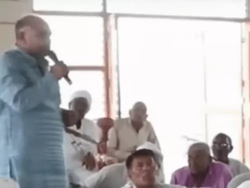 ‘लड़कियों के कपड़े और फोन’ पर खाप के बयान से विवाद, पंचायत के फैसलों पर भी उठे सवाल